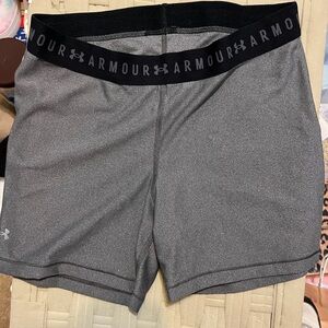 Under Armour Gray Athletic Shorts Moisture-Wicking Performance